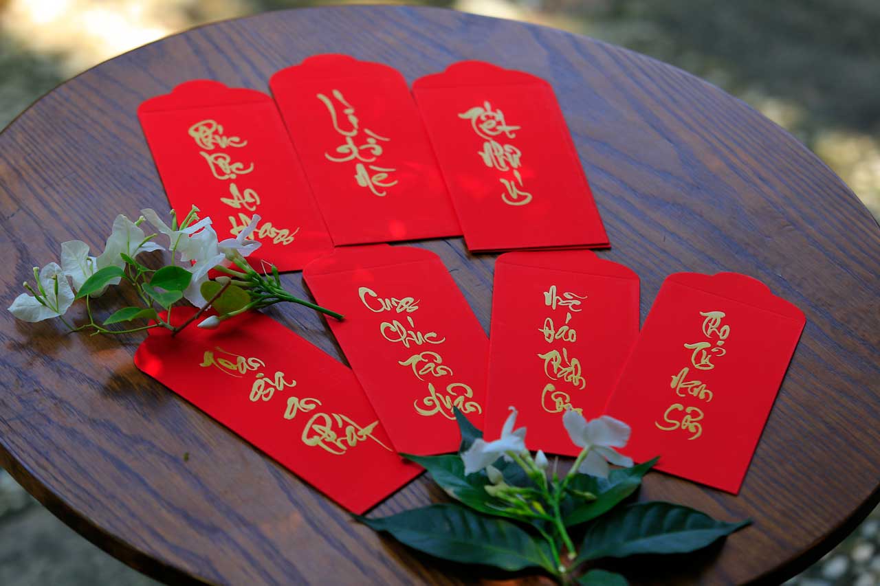 cau-doi-tet-tren-bao-li-xi