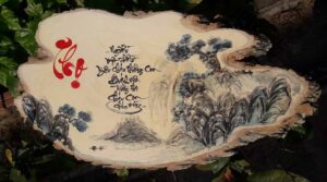 qua-tang-nghe-thuat-ong-do-viet-thu-cong-tren-go