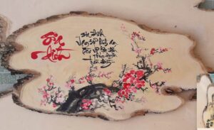 qua-tang-nghe-thuat-ong-do-viet-thu-cong-tren-go