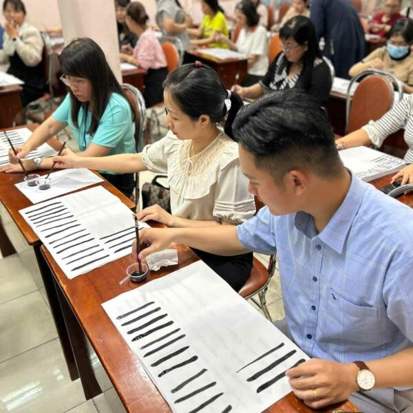 workshop-thu-phap-duoc-yeu-thich