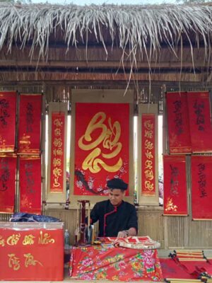 chi-phi-lam-tieu-canh-tet-2027