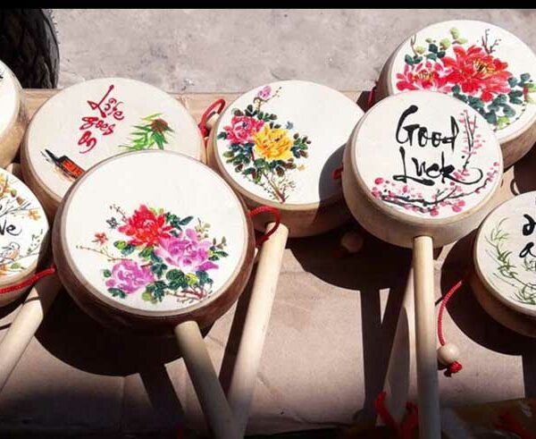 qua-tang-luu-niem-trong-lac-viet-thu-phap